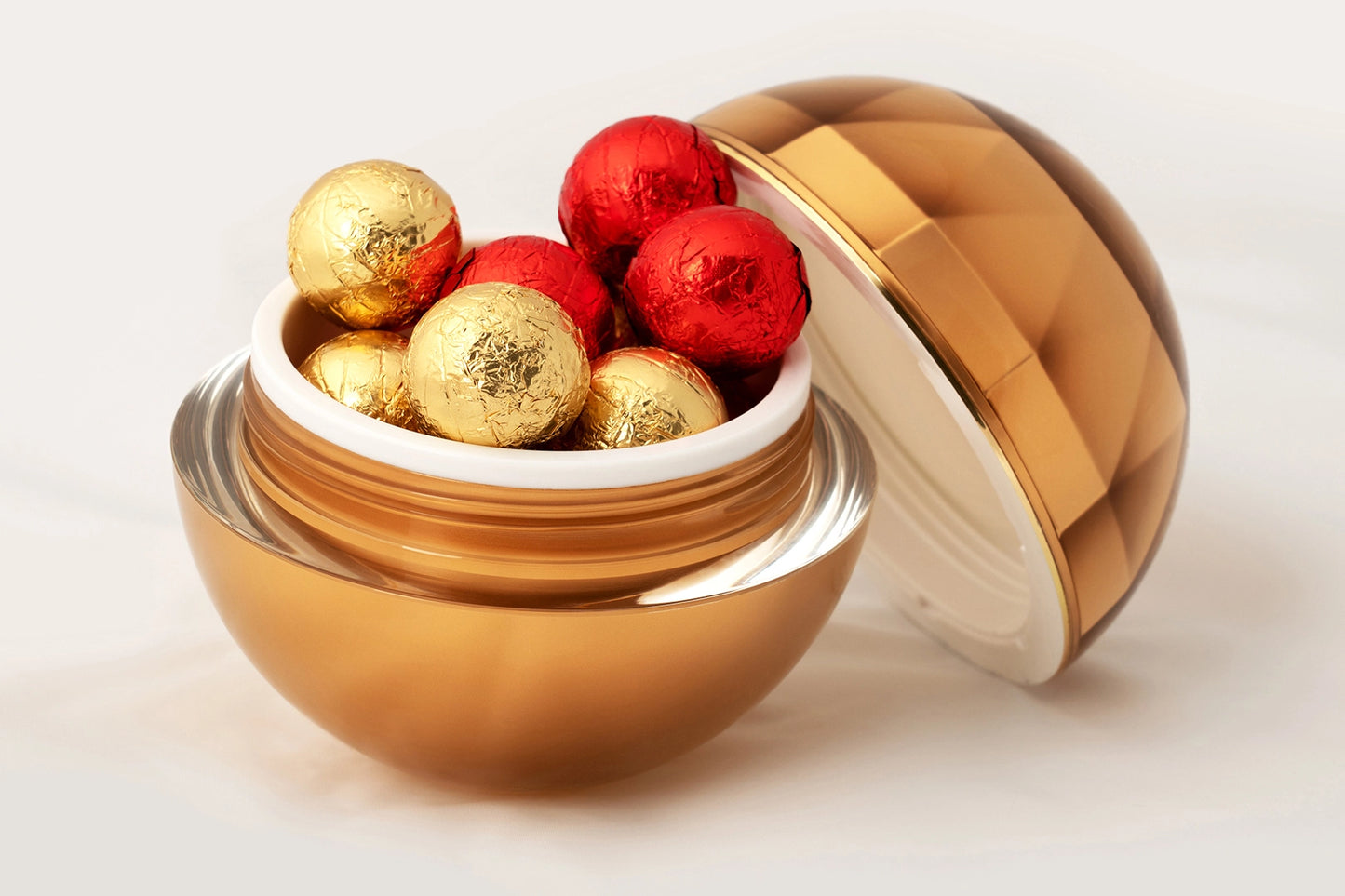 GOLDKUGEL